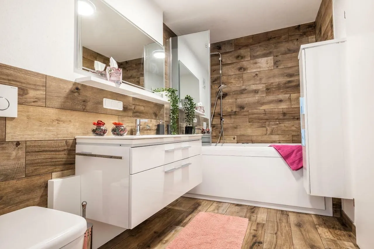 Apartment Moderne Souterrain-Wohnung Anif